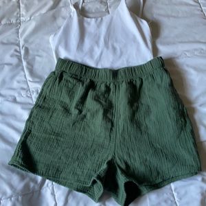 Green size small shorts